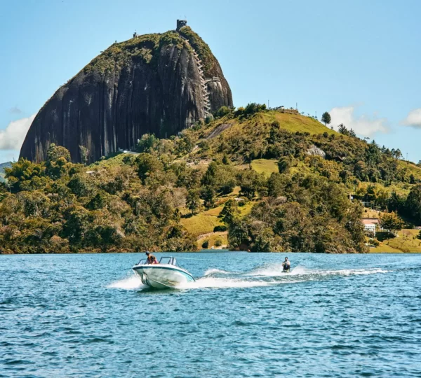 Descubre Guatapé