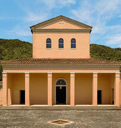 El Monasterio de Guatapé: un oasis de paz y espiritualidad en Colombia